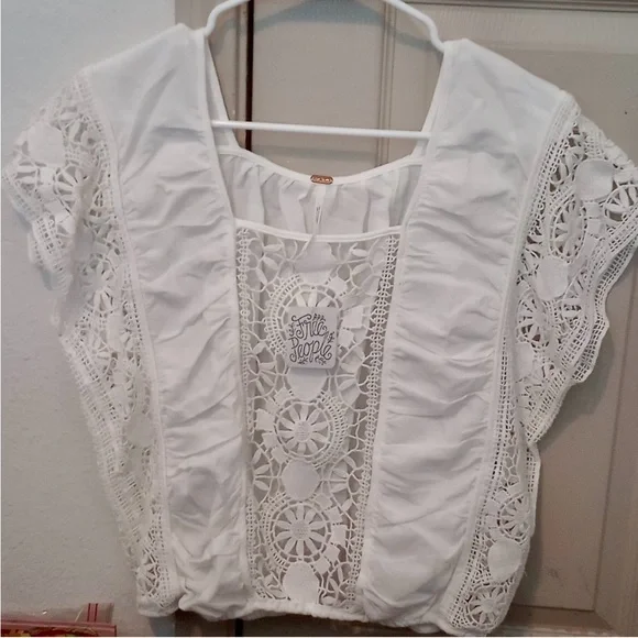 White Free People Top with Crocheted Panels - Size small - NWT! - Picture 2 of 6